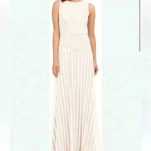 Donna Morgan Women's Gigi-Boatneck Striped Sequin gown size 2 - Picture 1 of 13